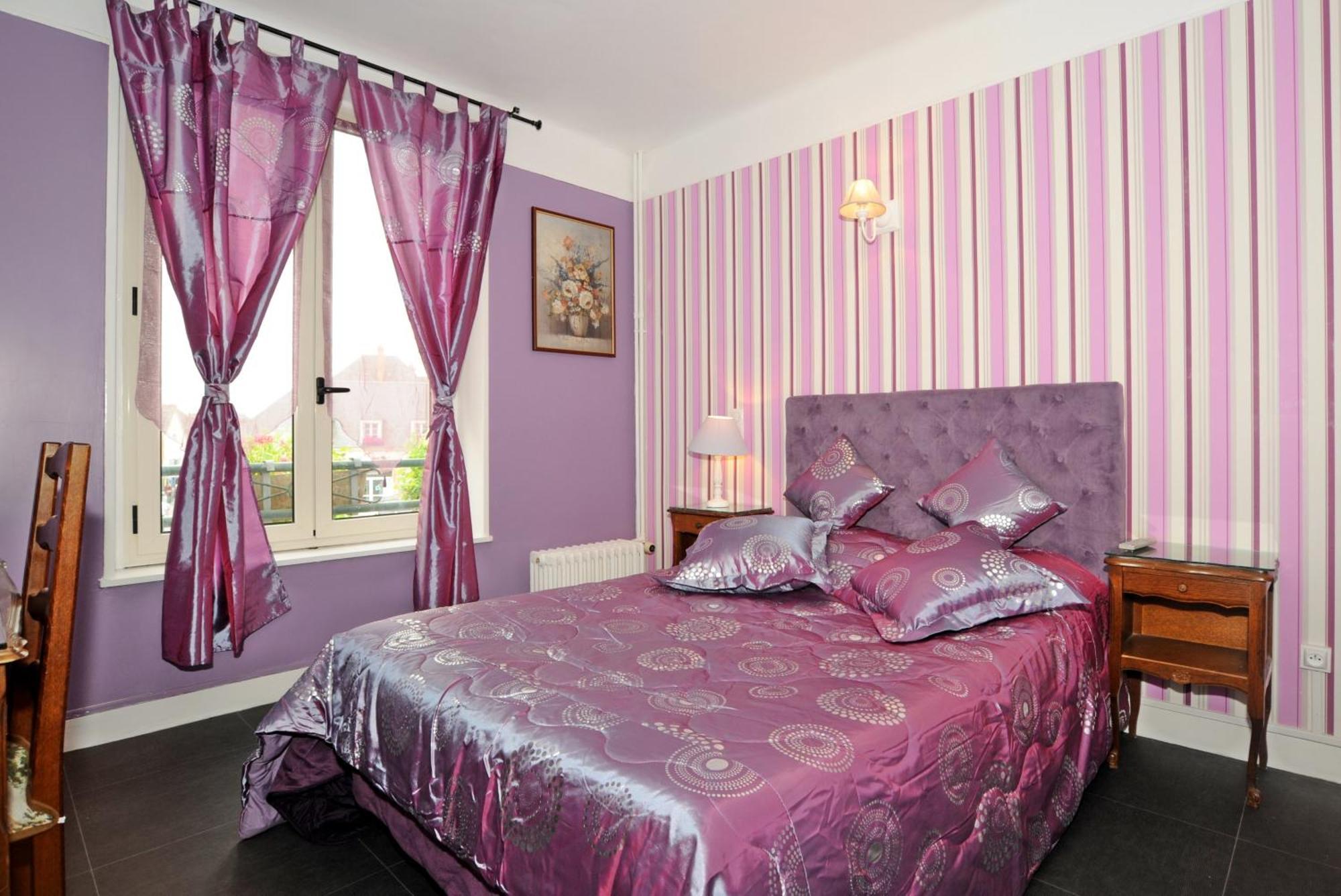 Hotel La Tour Сюллі-сюр-Луар Екстер'єр фото